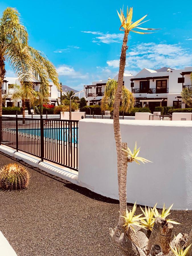 Lovely Casa Felicidad, Swimming Pool, Wifi X Private Garden Playa Blanca  Exterior photo