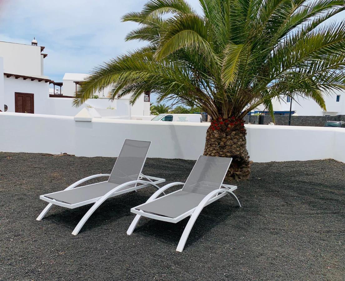 Lovely Casa Felicidad, Swimming Pool, Wifi X Private Garden Playa Blanca  Exterior photo