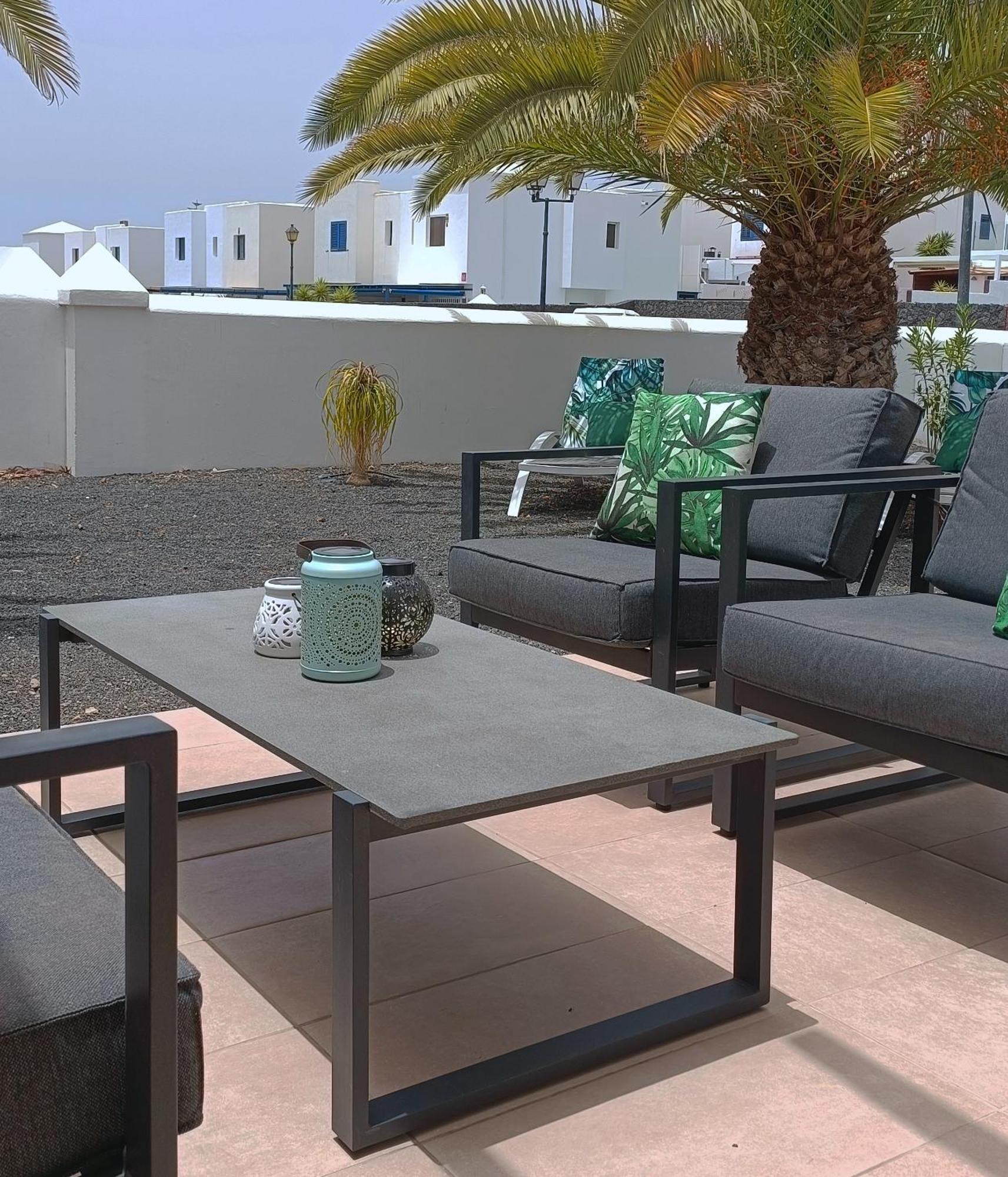 Lovely Casa Felicidad, Swimming Pool, Wifi X Private Garden Playa Blanca  Exterior photo